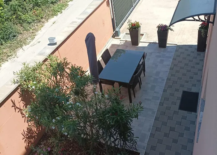 House Monte Cherpo Casa vacanze Pola