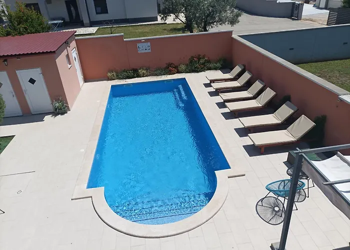 House Monte Cherpo Casa vacanze Pola