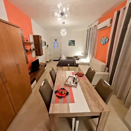 House Monte Cherpo פולה