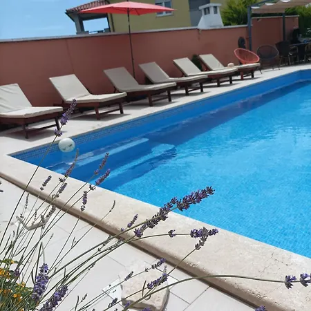 House Monte Cherpo Semesterbostad *