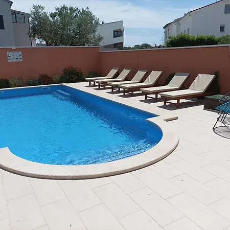 House Monte Cherpo *