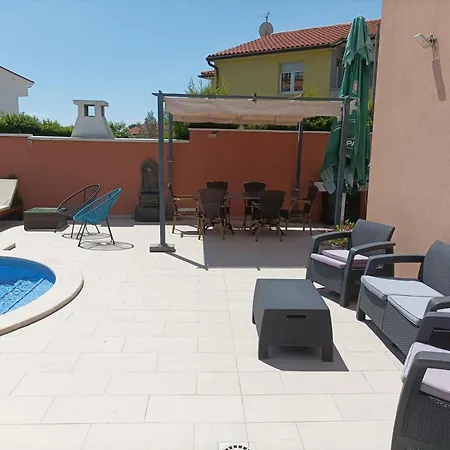 House Monte Cherpo Pola