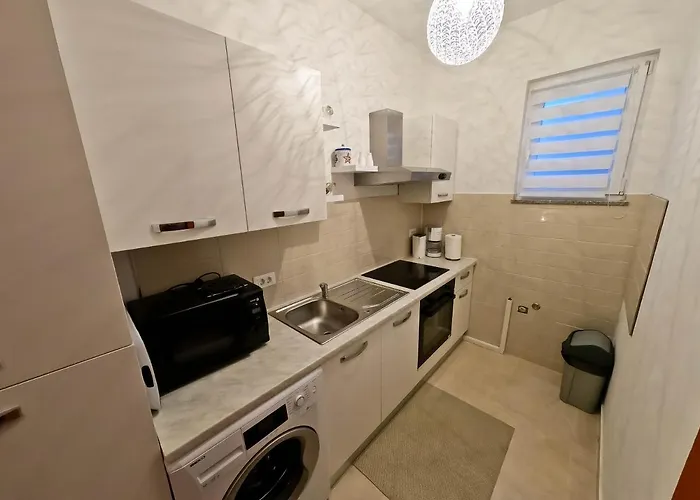 House Monte Cherpo Vakantiehuis Pula